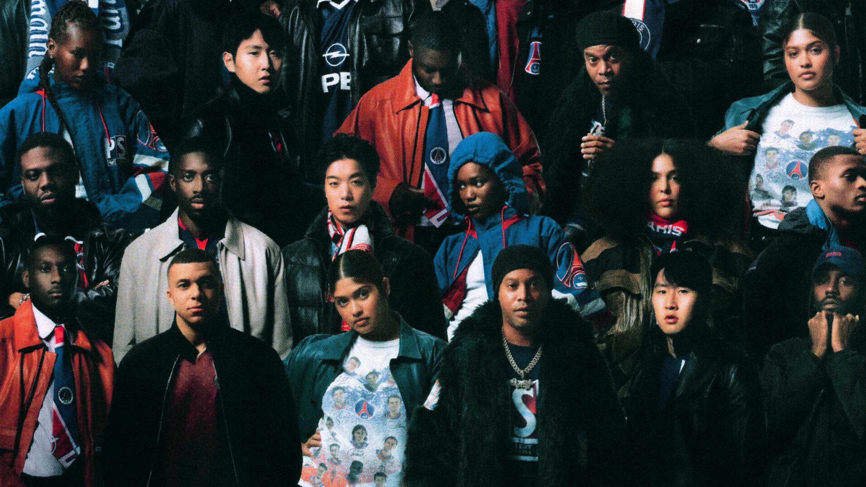 PHOTOGRAPHER: THIBAUT GREVET
STYLIST: TAMARA ROTHSTEIN